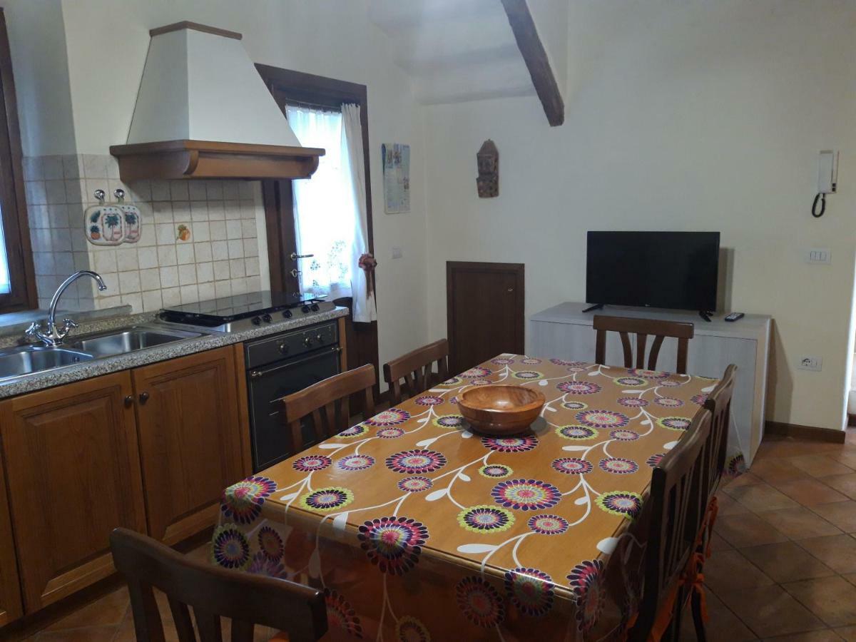 PorcianoLa Casa Di Idaアパートメント エクステリア 写真